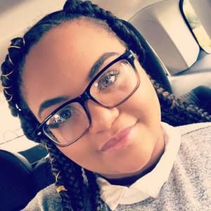 Meet your Posher, Kanisha